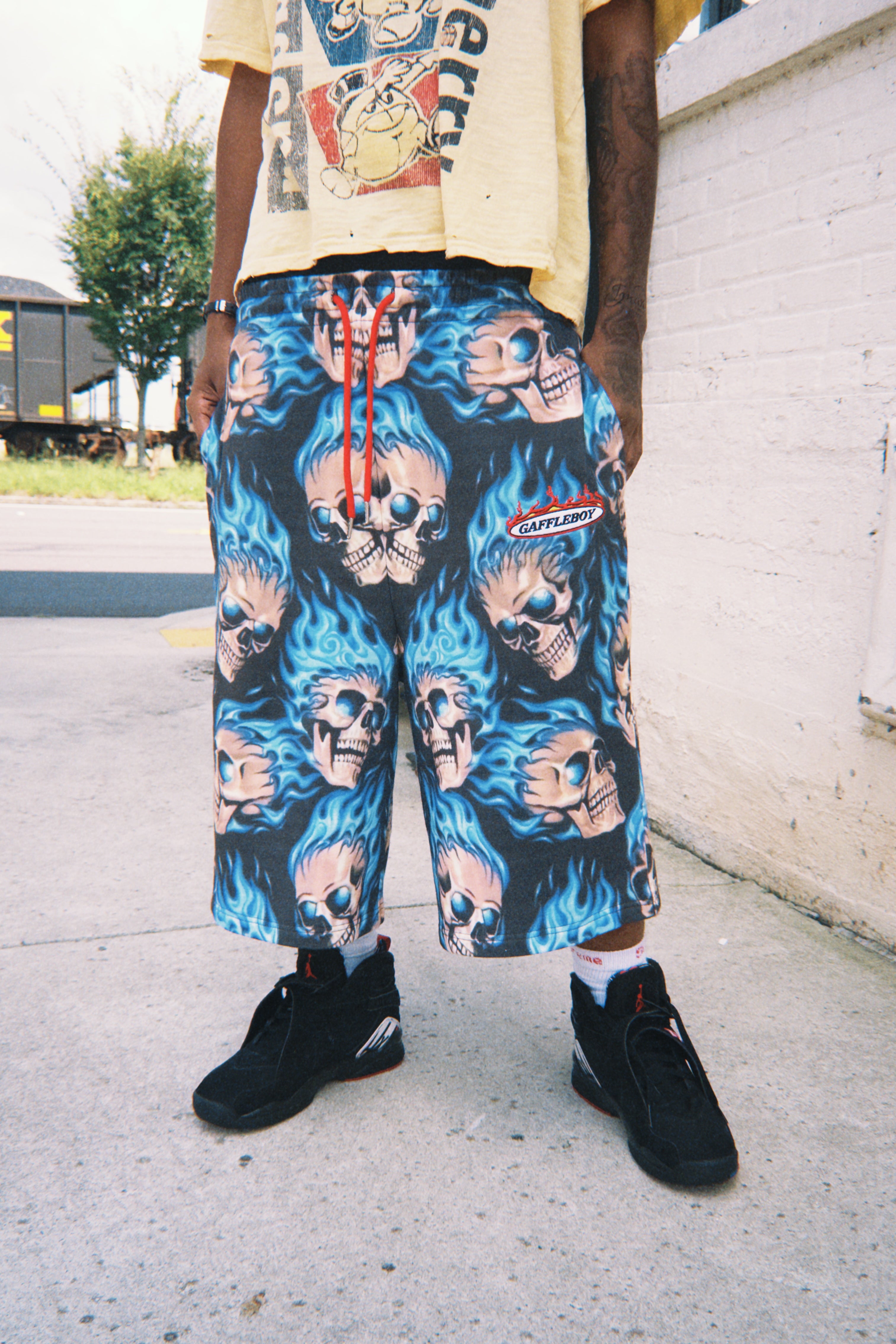 Flame 3/4 Shorts (Blue)